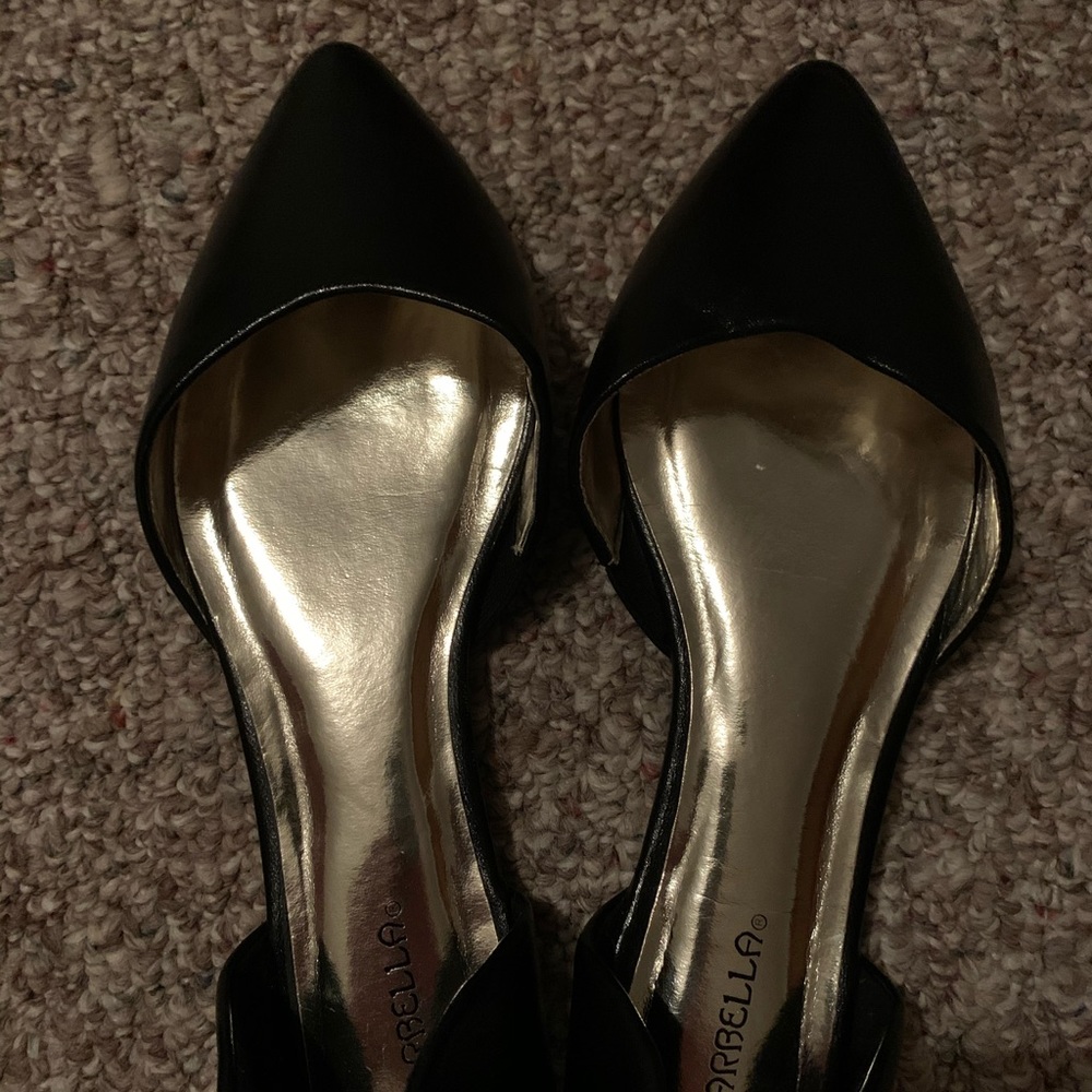 Black flats